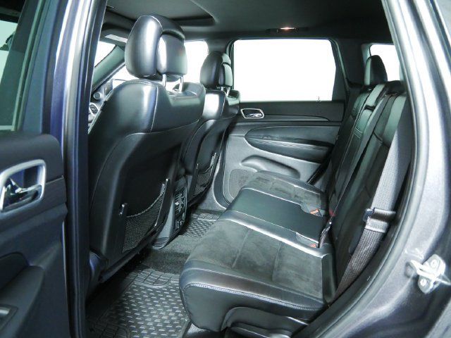 Used 2015 Jeep Grand Cherokee Altitude AWD/4WD image 16