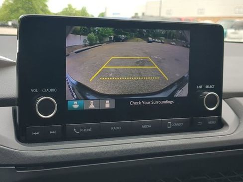 Used 2024 Honda Accord LX image 18