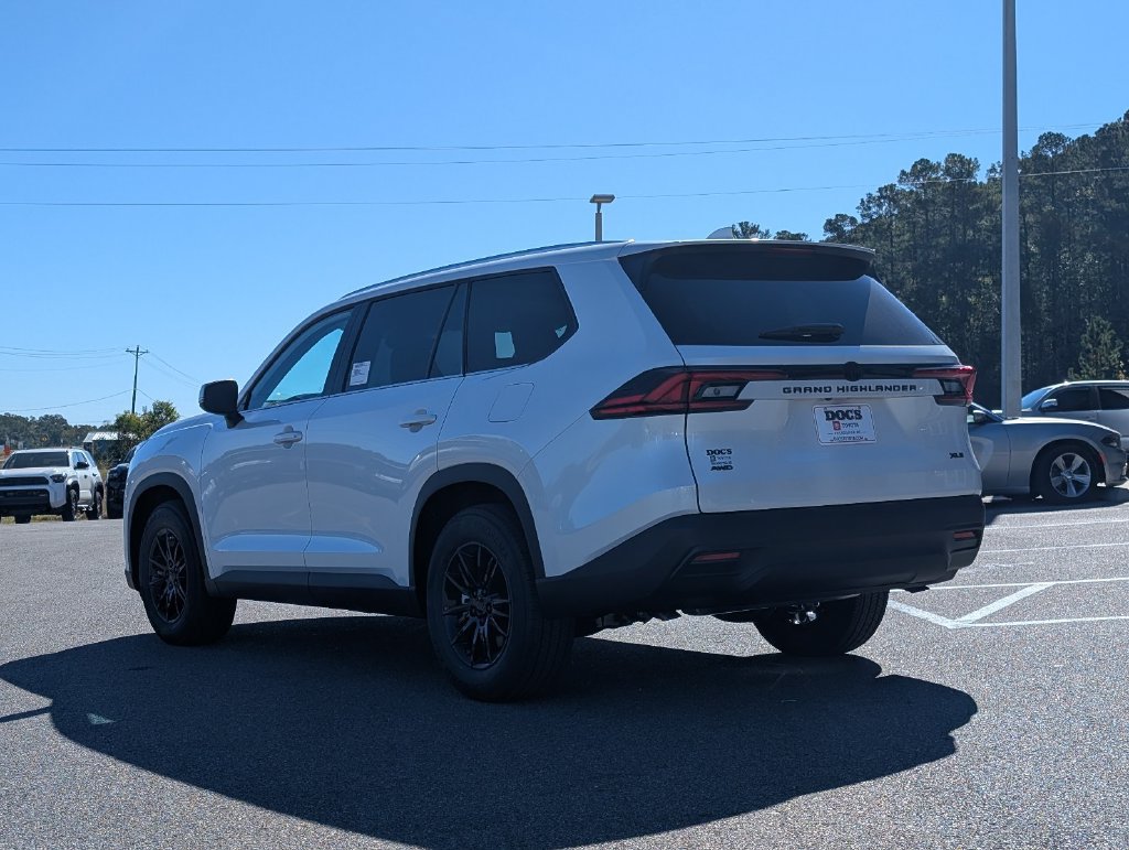 New 2026 Toyota Grand Highlander AWD image 3