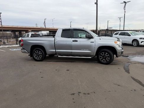Used 2015 Toyota Tundra SR image 20