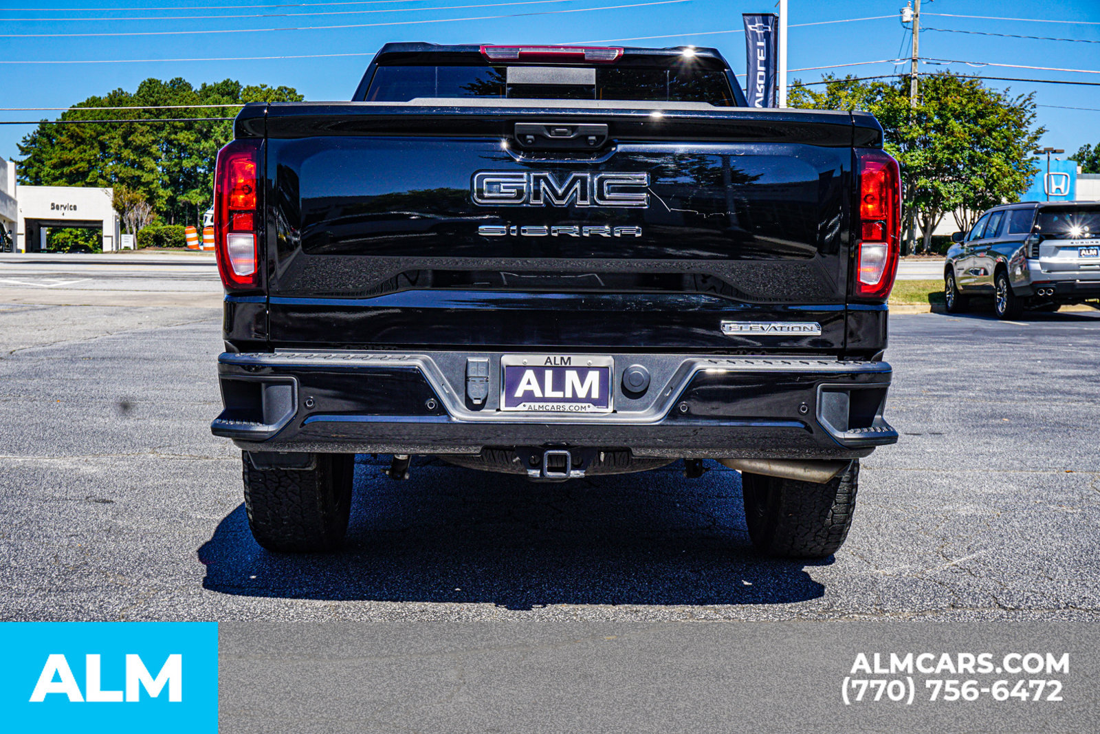 Used 2024 GMC Sierra 1500 Elevation w/ Elevation Premium Package AWD/4WD image 12