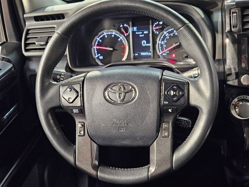 Used 2022 Toyota 4Runner TRD Off-Road Premium image 26