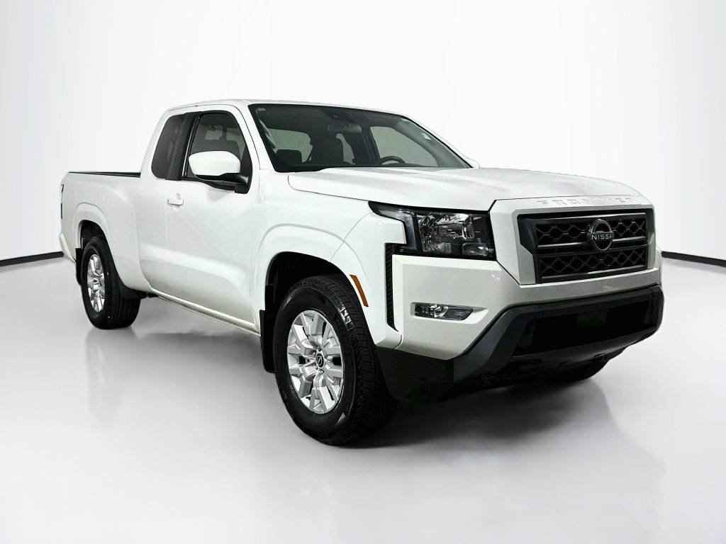 Used 2024 Nissan Frontier SV w/ SV Convenience Package RWD image 2
