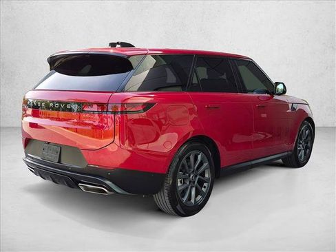 Used 2025 Land Rover Range Rover Sport AWD/4WD image 5