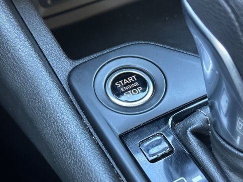 Used 2025 Nissan Sentra S image 21