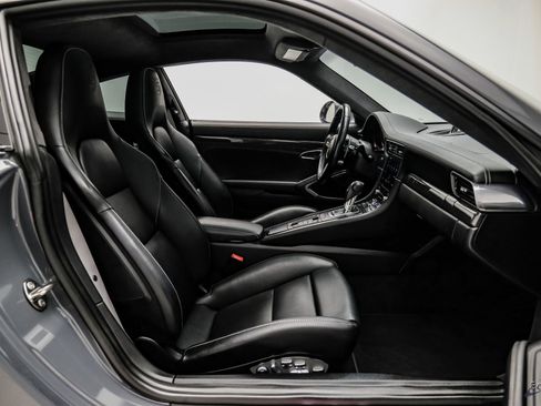 Used 2017 Porsche 911 Turbo S AWD/4WD image 55