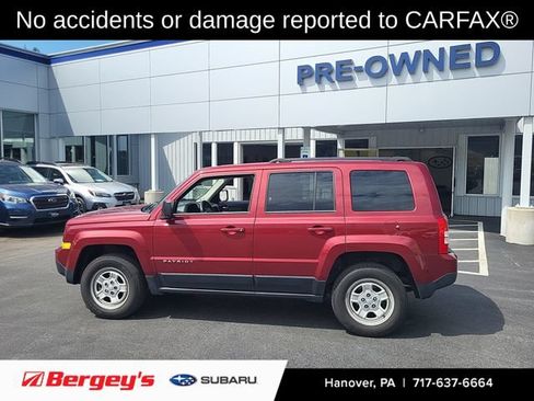 Used 2017 Jeep Patriot Sport w/ Power Value Group AWD/4WD image 2