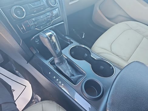 Used 2016 Ford Explorer XLT w/ Equipment Group 202A image 26