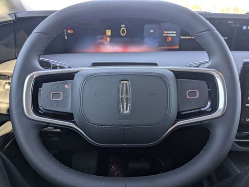 New 2026 Lincoln Nautilus Premier w/ Equipment Group 102A AWD/4WD image 30