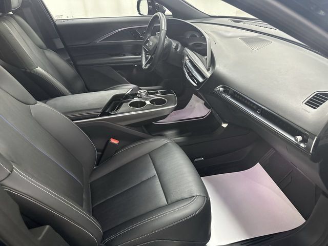 Certified 2024 Cadillac Lyriq Sport AWD/4WD image 18