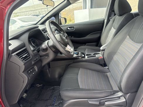 Used 2020 Nissan Leaf SV w/ Protection Package FWD image 14