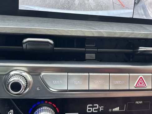 Used 2025 Kia Telluride SX Prestige X-Line image 38