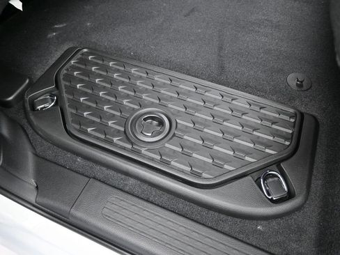 New 2026 RAM 1500 Classic Warlock image 29