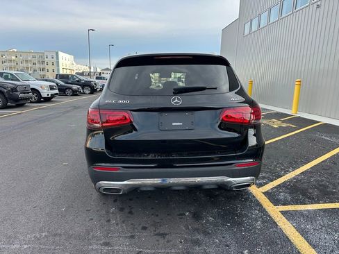 Used 2022 Mercedes-Benz GLC 300 4MATIC image 6