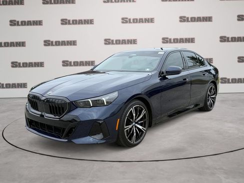 Used 2025 BMW 540i xDrive w/ Executive Package AWD/4WD image 1