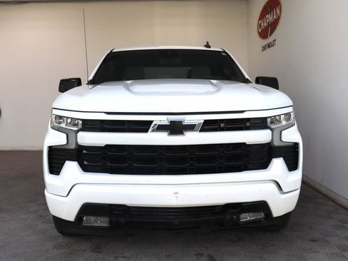 Used 2023 Chevrolet Silverado 1500 RST w/ Z71 Off-Road Package AWD/4WD image 2