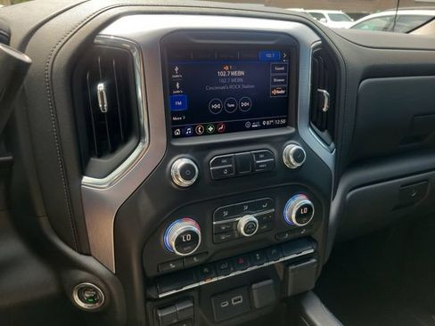 Used 2020 GMC Sierra 1500 Elevation w/ Elevation Value Package AWD/4WD image 26