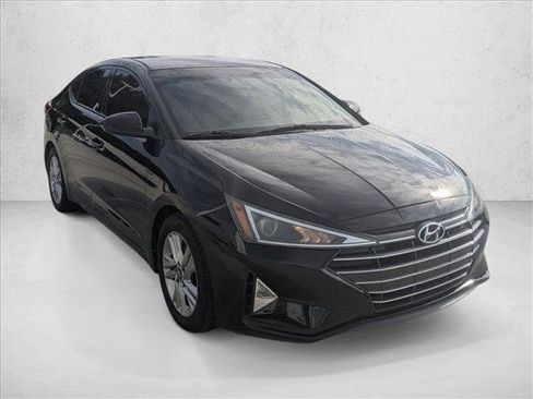 Used 2019 Hyundai Elantra SEL FWD image 3