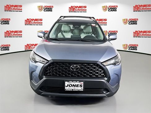 Certified 2024 Toyota Corolla Cross LE image 11