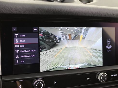 Certified 2026 Porsche Macan image 29