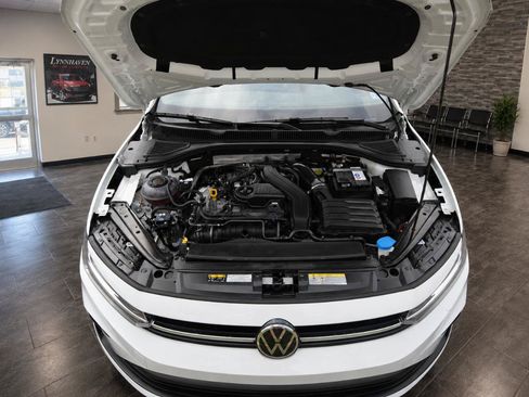 Used 2025 Volkswagen Jetta Sport FWD image 16