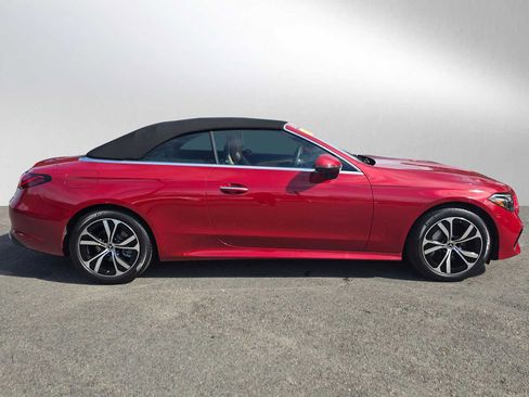 Used 2026 Mercedes-Benz CLE 300 4MATIC Cabriolet image 3