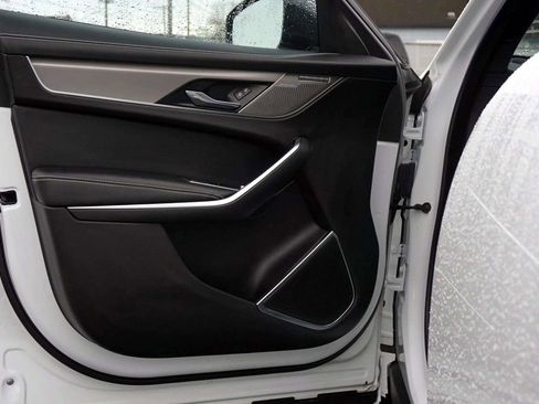 Used 2025 Jaguar F-PACE R-Dynamic S image 14