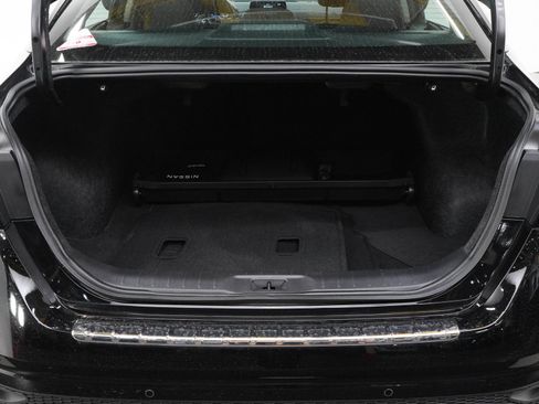 Used 2023 Nissan Altima 2.5 SV AWD/4WD image 17