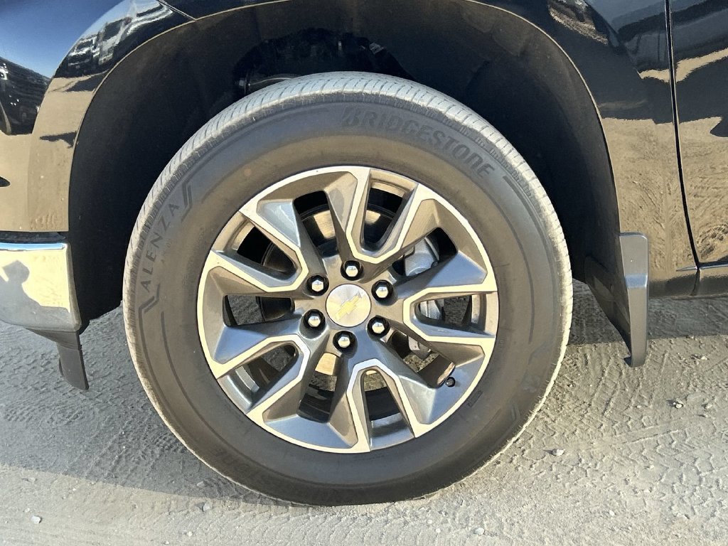 Certified 2026 Chevrolet Silverado 1500 LT RWD image 31