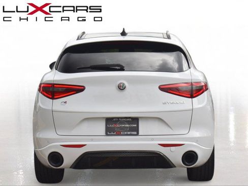 Used 2022 Alfa Romeo Stelvio Veloce AWD/4WD image 7