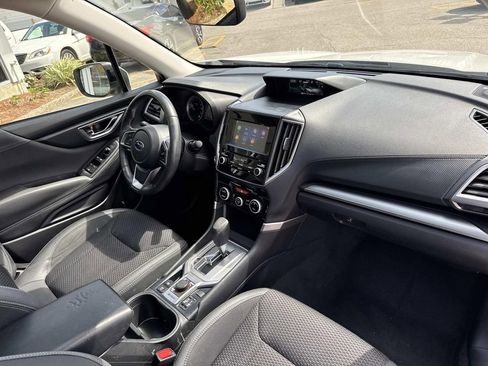 Used 2022 Subaru Forester Premium image 13