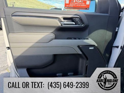 New 2026 Chevrolet Silverado 1500 ZR2 w/ Dark Appearance Package AWD/4WD image 17