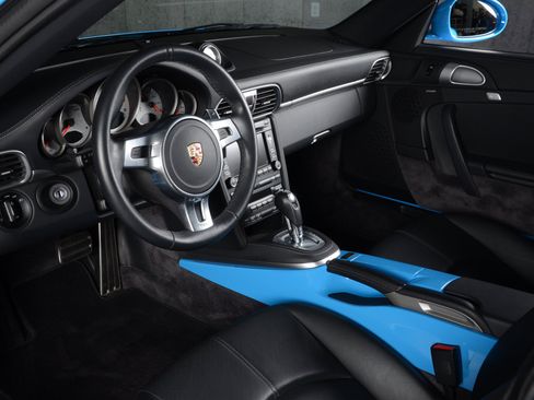 Used 2011 Porsche 911 Turbo S AWD/4WD image 3