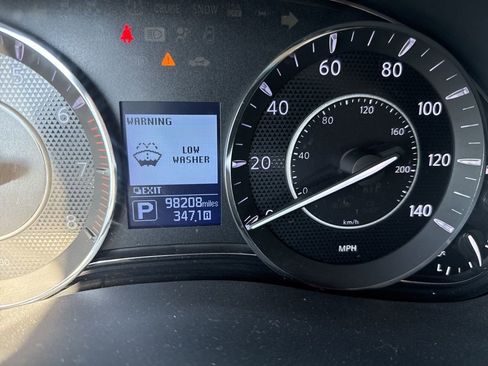 Used 2018 Nissan Armada Platinum w/ Interior Lighting Package image 7