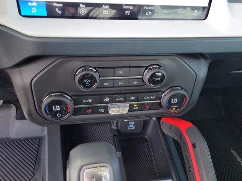 New 2025 Ford Bronco Heritage Edition image 23