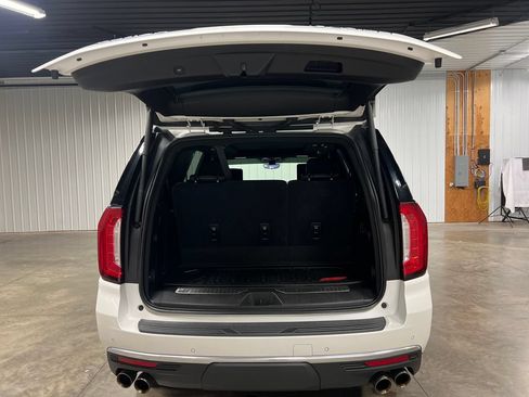 Certified 2021 GMC Yukon Denali w/ Denali Premium Package AWD/4WD image 12