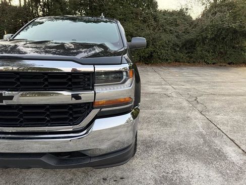 Used 2018 Chevrolet Silverado 1500 LT image 14