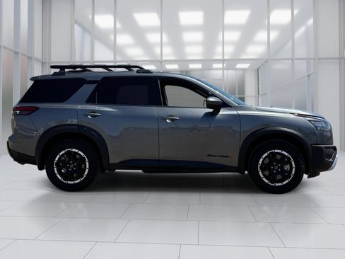 Certified 2025 Nissan Pathfinder Rock Creek AWD/4WD image 7