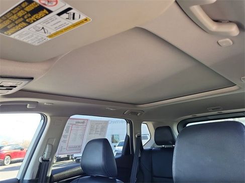 Used 2022 Nissan Rogue SL image 25