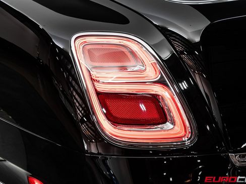 Used 2020 Bentley Mulsanne image 15