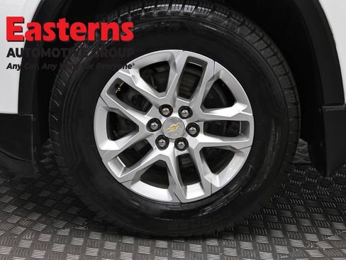 Used 2021 Chevrolet Traverse LS w/ LPO, Floor Liner Package AWD/4WD image 33