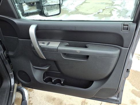 Used 2010 GMC Sierra 2500 SLE w/ SLE Preferred Package image 18