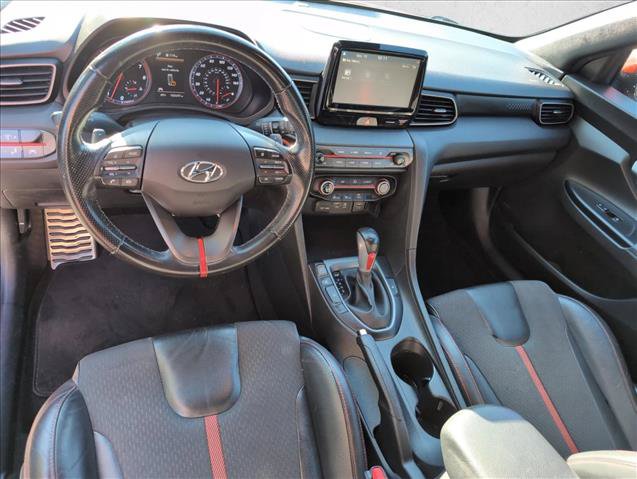 Used 2019 Hyundai Veloster Turbo FWD image 17
