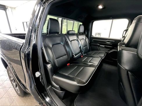 Used 2025 RAM 1500 Laramie w/ Sport Appearance Package AWD/4WD image 23