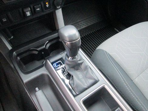 Used 2021 Toyota Tacoma 4x4 Double Cab image 15
