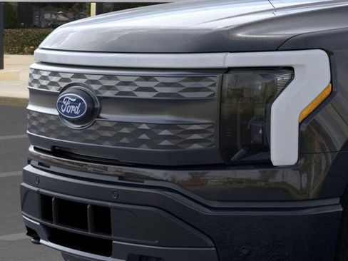 New 2025 Ford F150 Lightning Lariat AWD/4WD image 17
