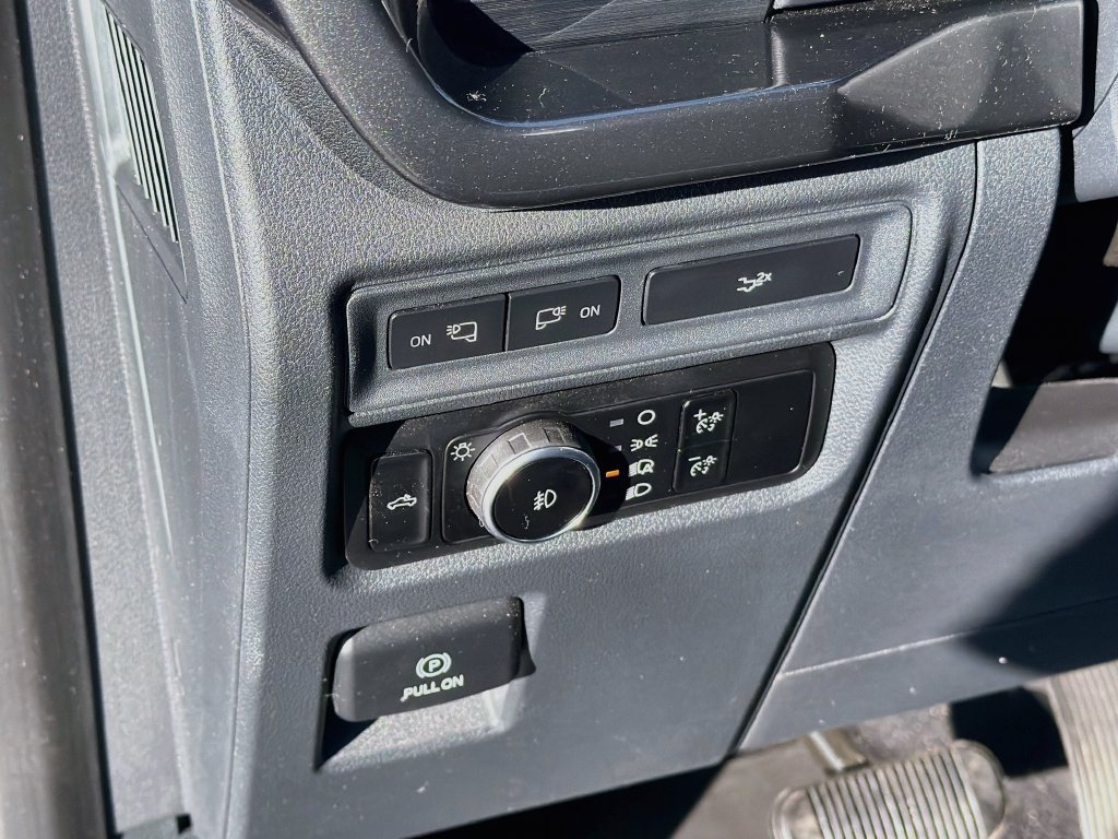 Used 2023 Ford F150 XLT w/ Equipment Group 302A High RWD image 10