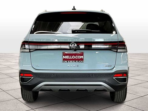 New 2025 Volkswagen Taos SE image 6