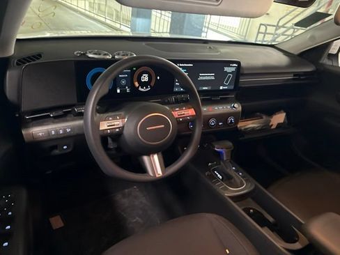 Certified 2026 Hyundai Kona SE FWD image 6