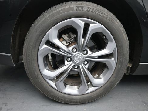Used 2023 Honda Accord EX image 10